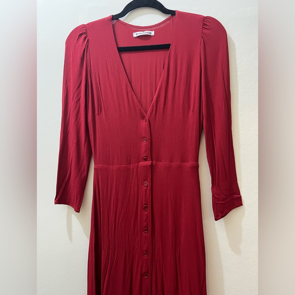 Reformation Alma Dress in Crimson, Size 2 - Picture 6 of 12